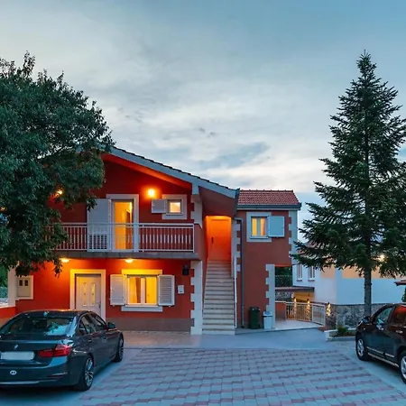 Luxury Poquito * Zagvozd