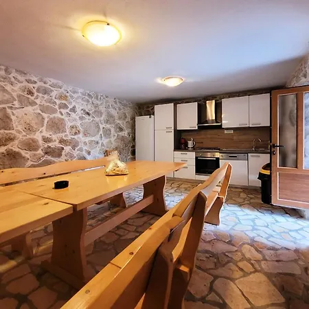Villa Luxury Poquito Zagvozd