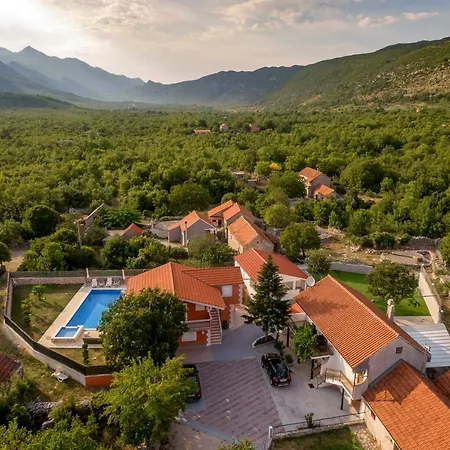 Villa Luxury Poquito